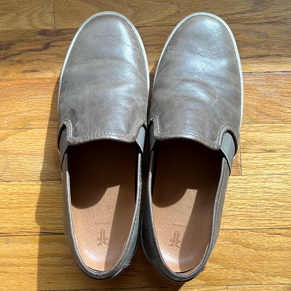 frye dylan slip on